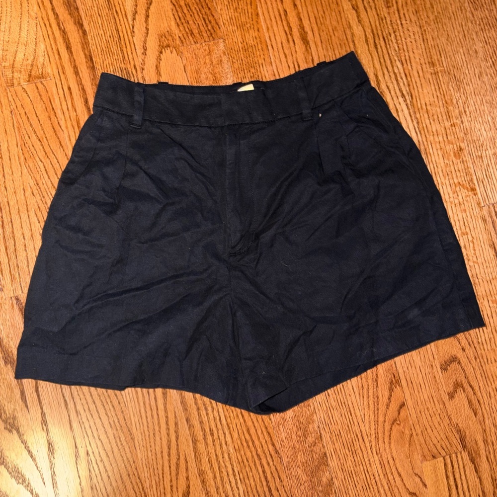 Madewell Linen Pleated Shorts